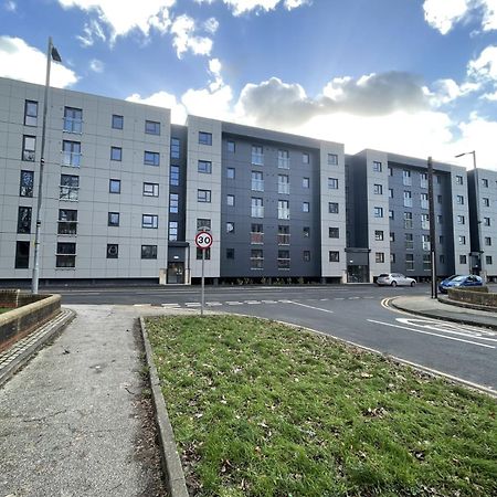 Deluxe New Build 2 Bedroom 2 Bathroom Apartment - Free Secure Parking Manchester Exterior photo