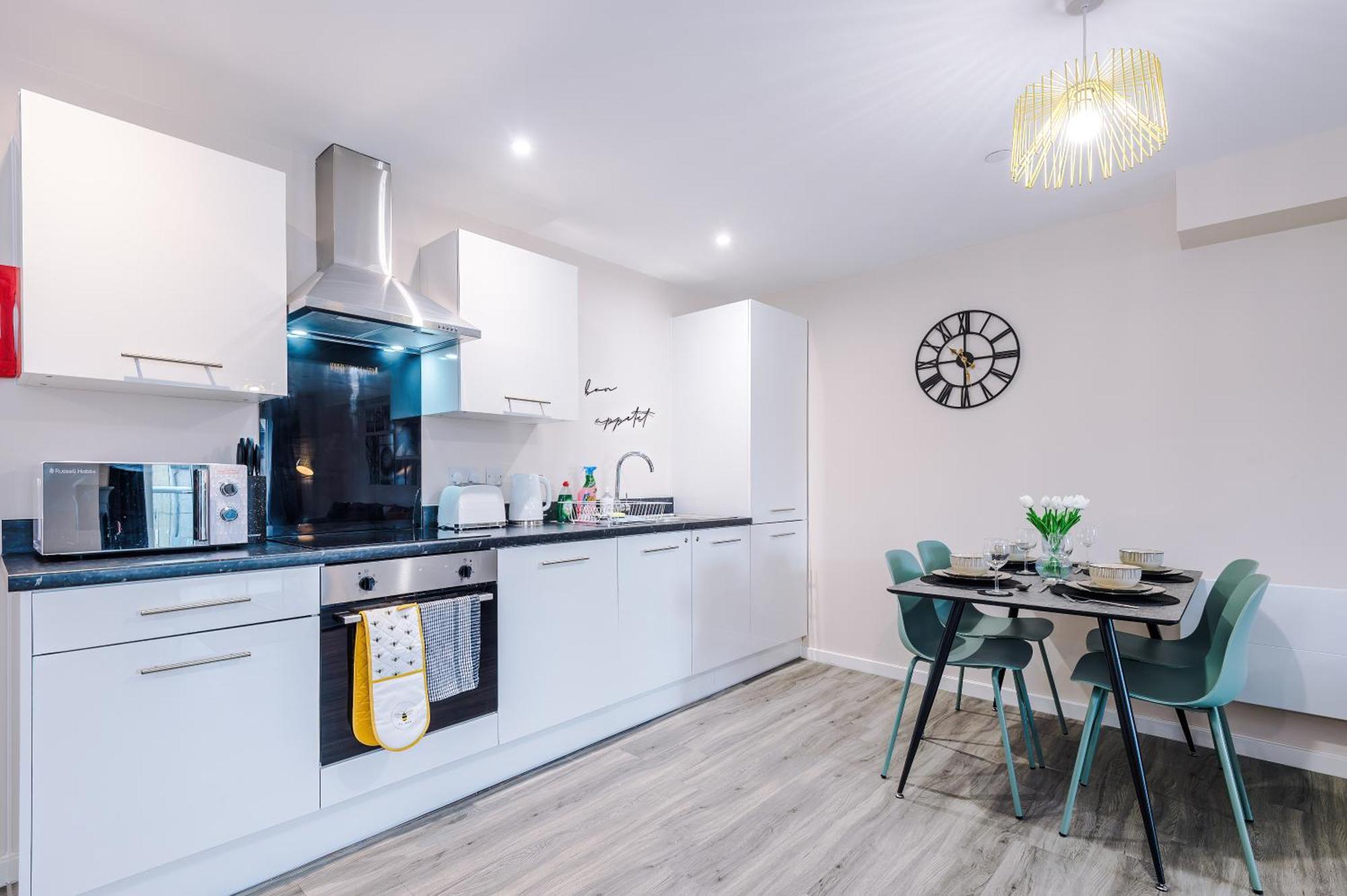 Deluxe New Build 2 Bedroom 2 Bathroom Apartment - Free Secure Parking Manchester Exterior photo